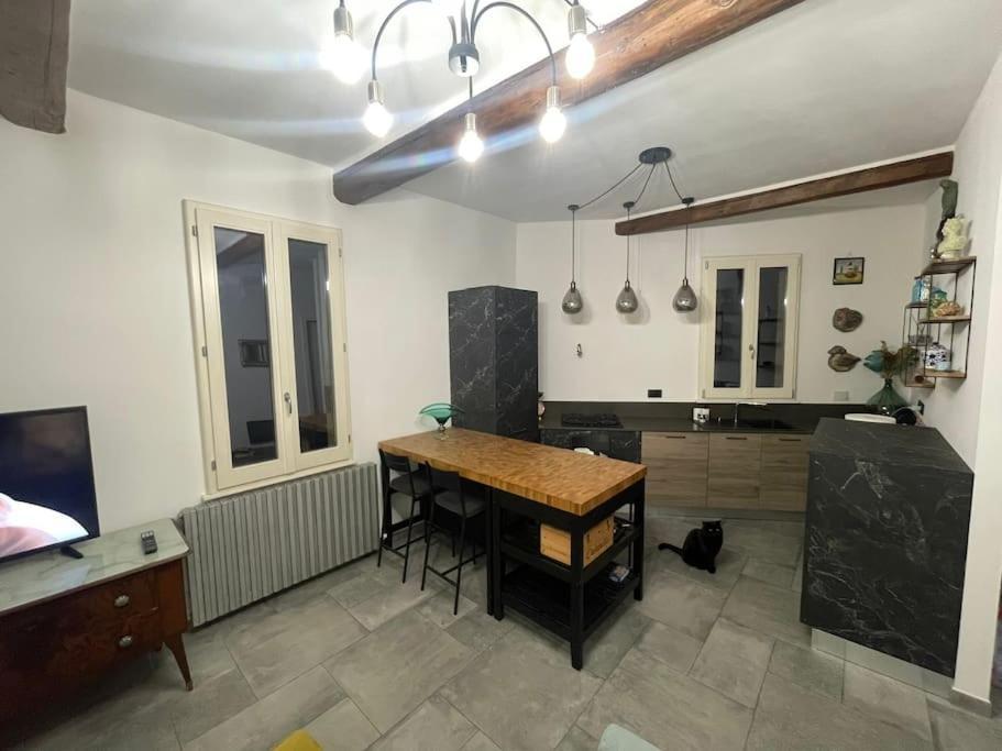 App Di Tania Lägenhet Reggio Emilia Exteriör bild